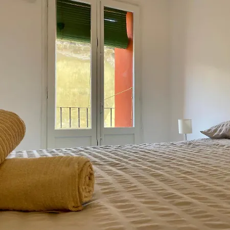 Comodo Apartamento A Una Calle De La Catedral!