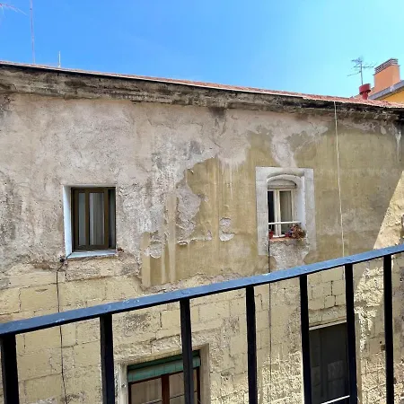 Comodo Apartamento A Una Calle De La Catedral! *
