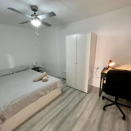 Comodo Apartamento A Una Calle De La Catedral!